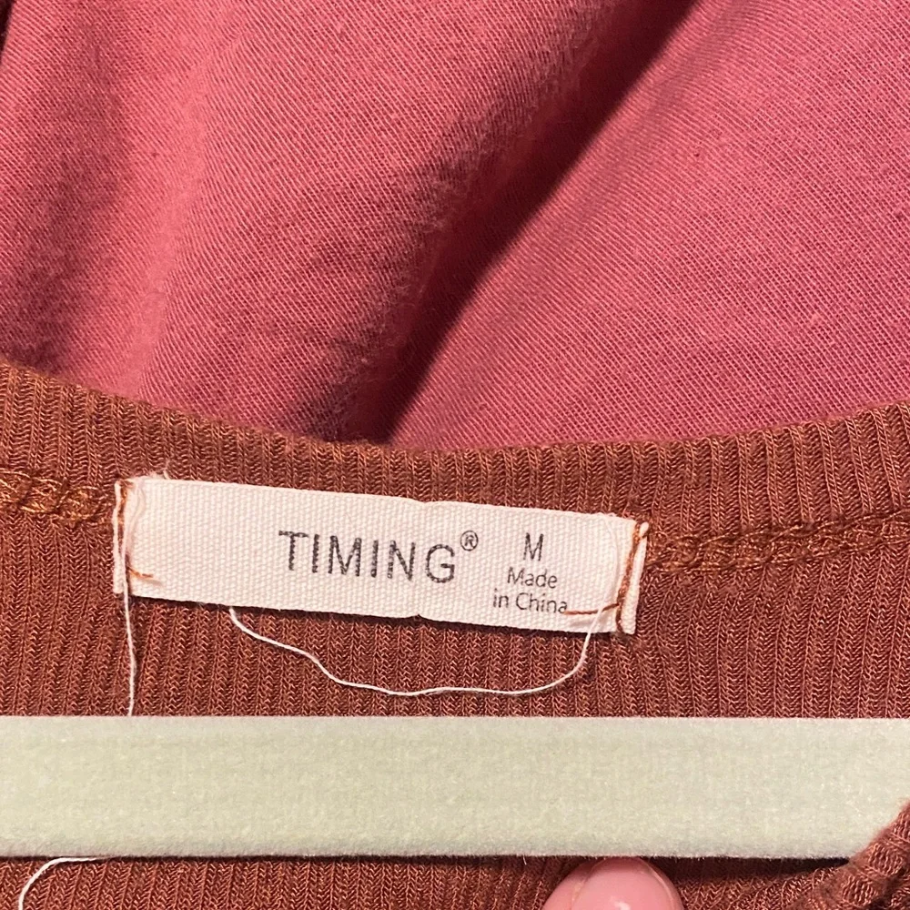 Timing Ribbed Crop Top in Rust Brown - Picture 3 of 3